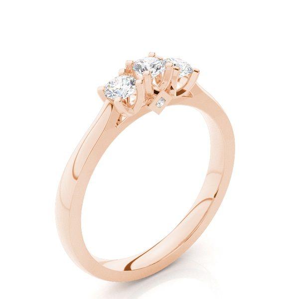 Trestensring i roséguld med diamanter